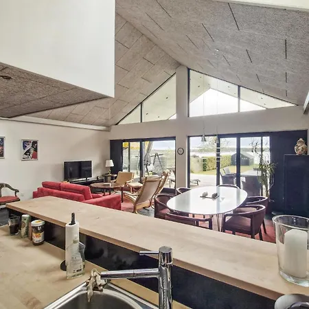Casa de Férias 3 Bedroom Stunning In Sunds