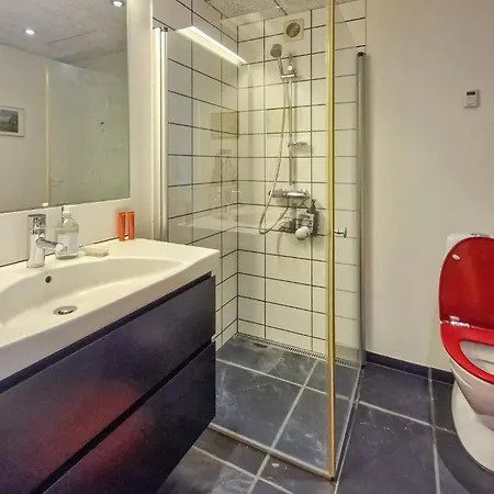 Vakantiehuis 3 Bedroom Stunning In *