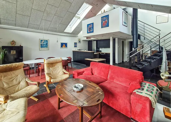 3 Bedroom Stunning In *