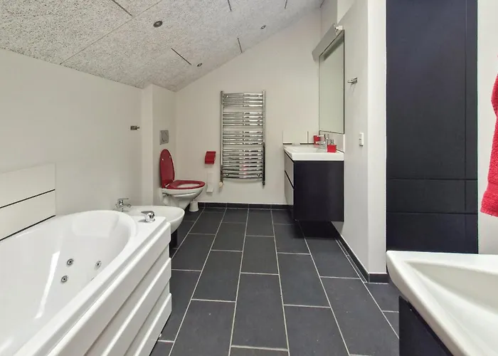 Vakantiehuis 3 Bedroom Stunning In *